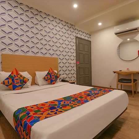 Fabhotel Chattarpur Enclave New Delhi Exterior photo