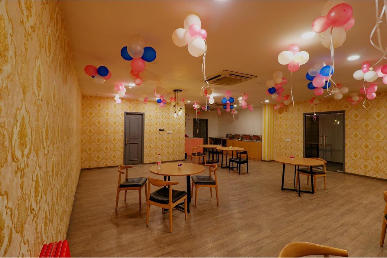 Fabhotel Chattarpur Enclave New Delhi Exterior photo
